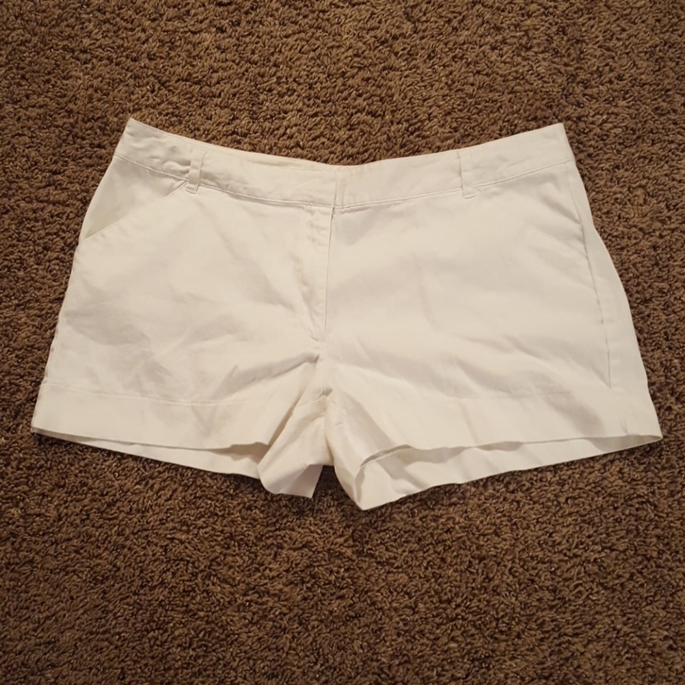 White Nicole size 12 shorts